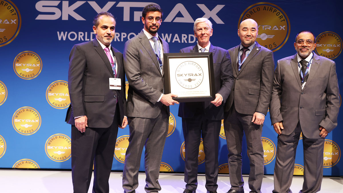 el Aeropuerto Nursultán Nazarbáyev recibe el premio al Mejor Aeropuerto Regional de Asia Central/CEI